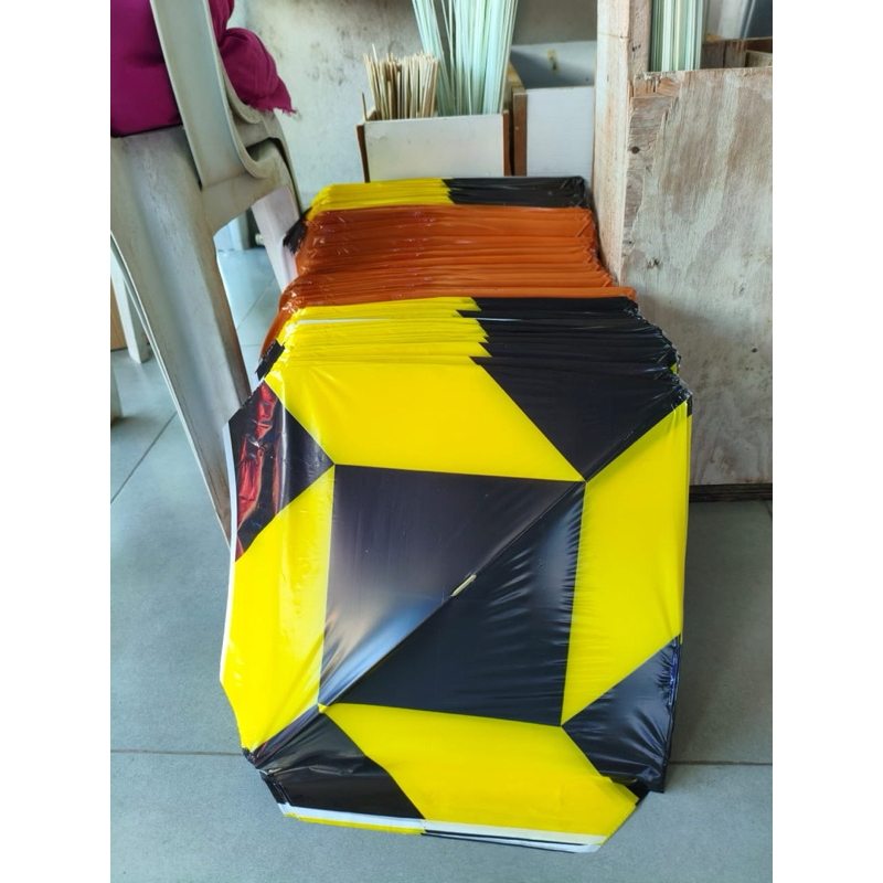Raia sureco mini Sputnik 38x38 PCT atacado com 50 unidades sortidos.