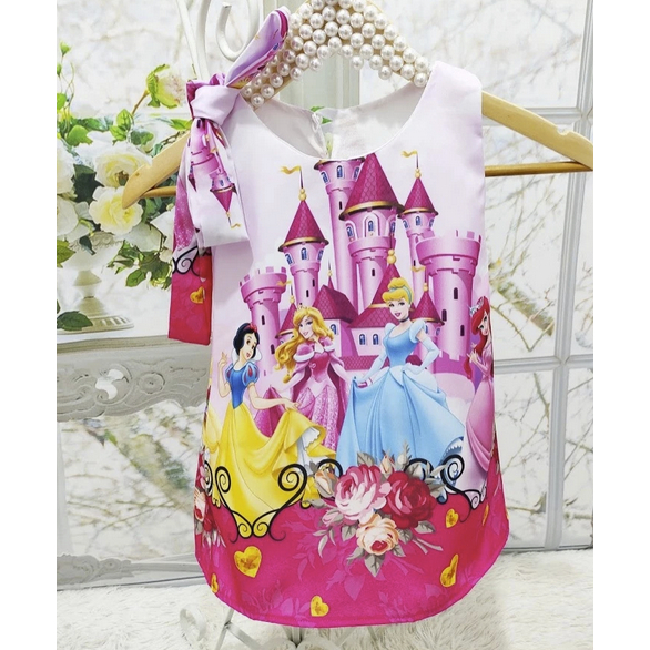 Vestido Infantil Menina Festa de Aniversário Personagens Princesinha Sophia, Abelhinha, Cinderela, Princesas, Barbie
