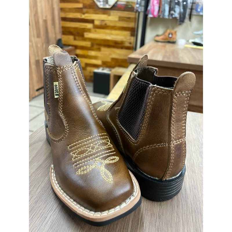Botina texana 1005 infantil couro na cor LATEGO café marca F1000