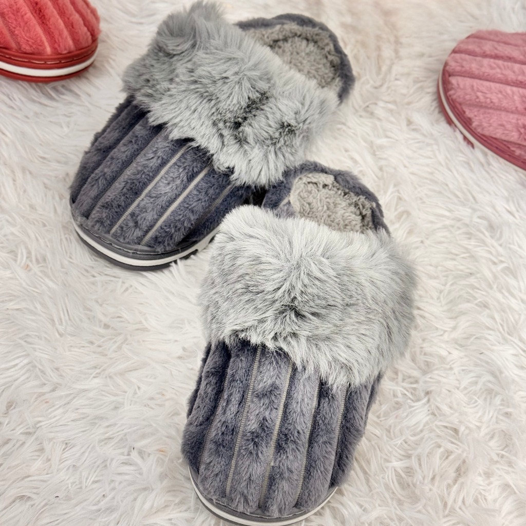 Pantufa POMPOM Quentinha Feminina Masculina de Inverno Sola Antiderrapante Dupla Costura