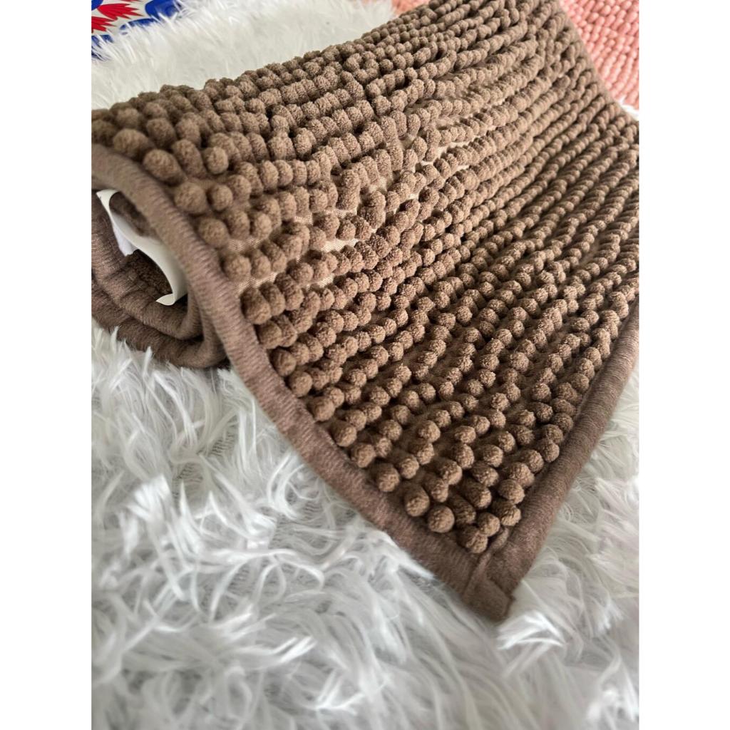 Tapete Tamanho 0,60x0,40 Para Banheiro Modelo Macarrao