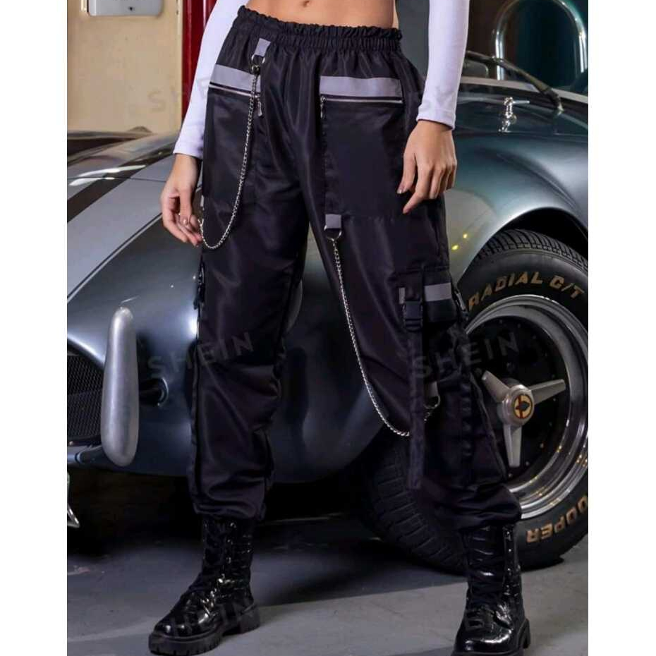 CALÇA JOGGER TACTEL FEMININO CARGO 2 CORRENTES MODA GRINGA COM ZIPER , BOLSO E DETALHE REFLETIVO