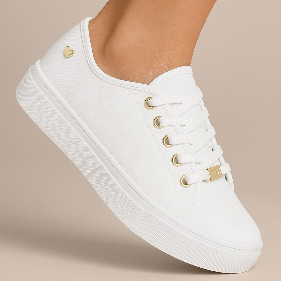 Tênis Feminino Pingente Coração Branco Casual Confortável Slip On em Oferta na Shopee