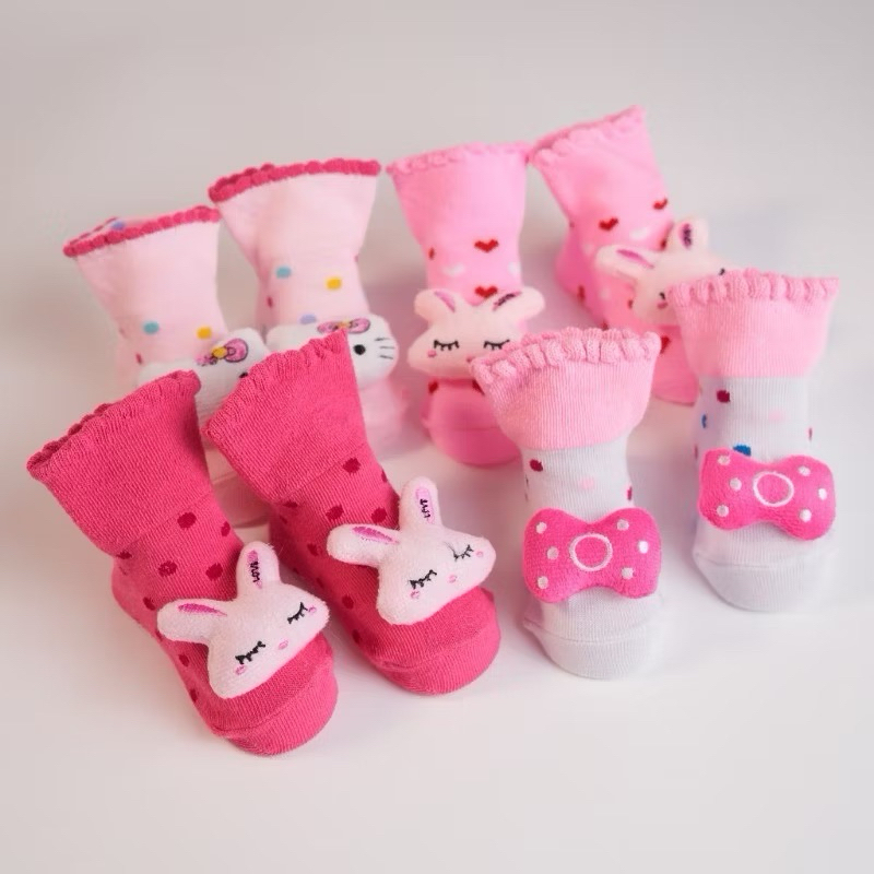 meia pantufa antiderrapante para bebê menina cor rosa pink com coelhinha