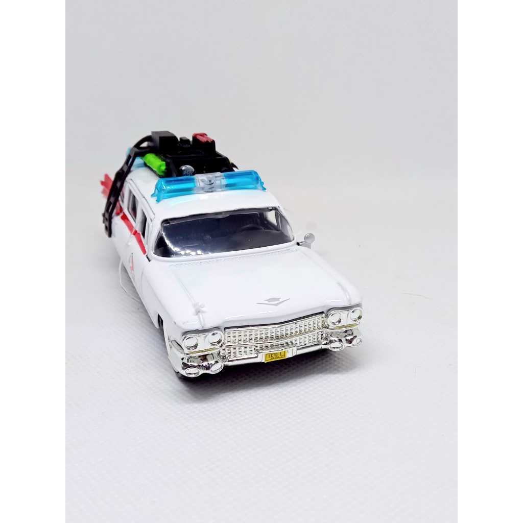 Miniatura Caça Fantasma ecto-1 Jada 1:32 metal Diecast colecionável Licenciada