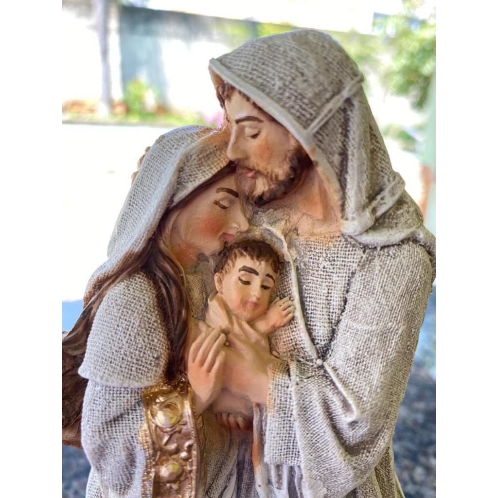 Imagem Sagrada Família 22cm em Oferta na Shopee