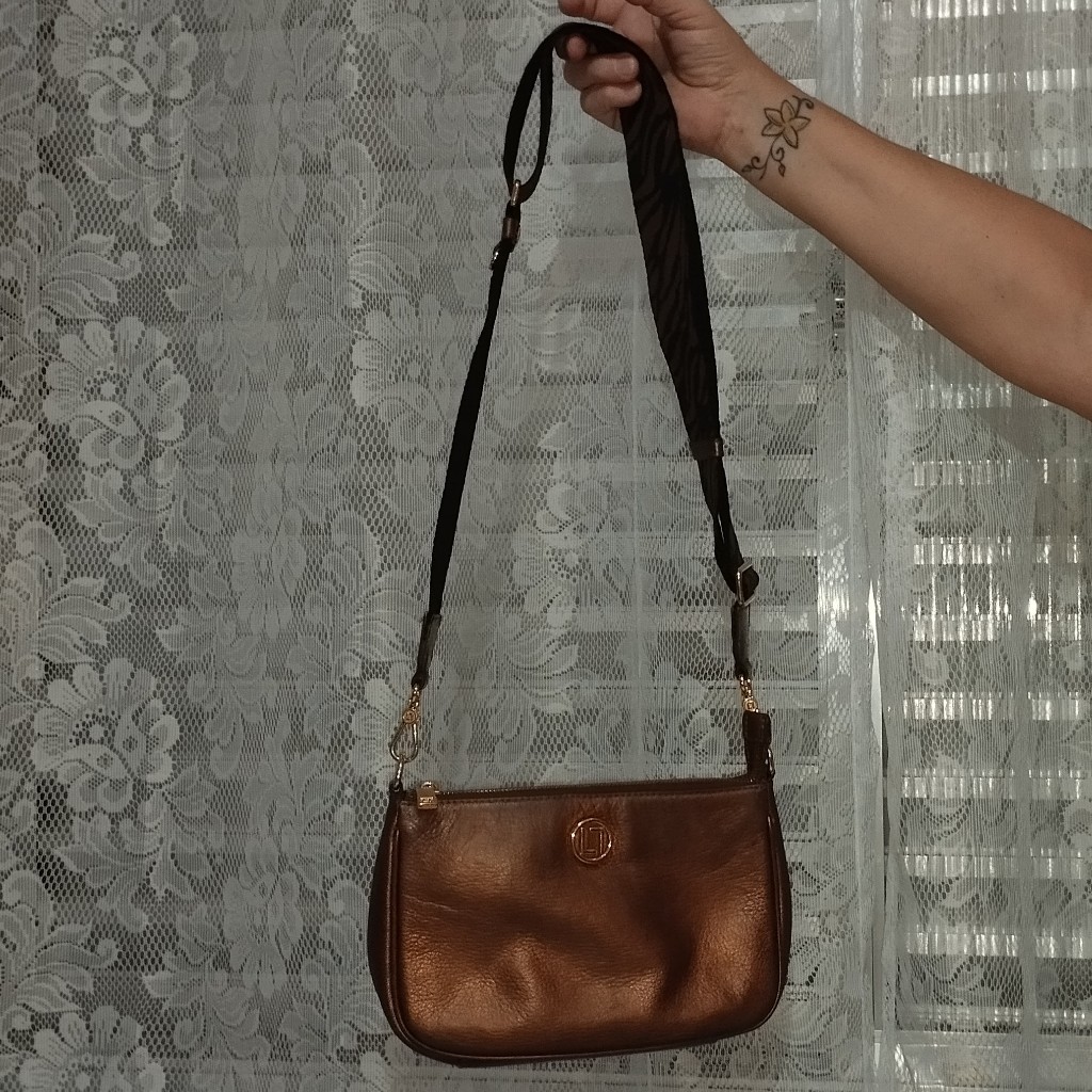 Bolsa - Luz da Lua (couro - cobre - pequena - transversal - alça estampada - forro - tiracolo)