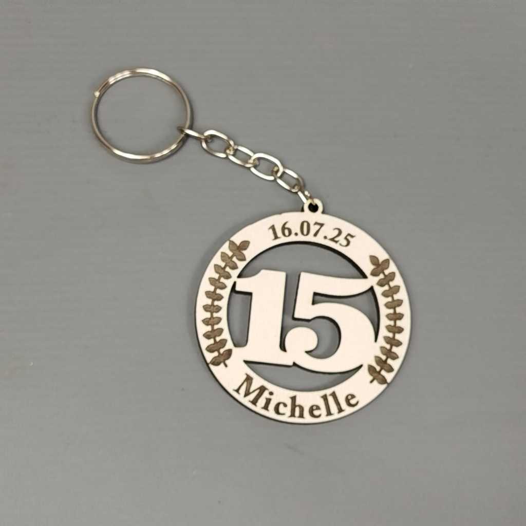 20 Chaveiros Personalizado para Lembrancinha de Aniversário em MDF - Lembrancinha e Brinde