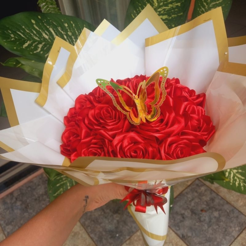 Buquê de Cetim com 14 Rosas | Buquê Rosas Eternas | ESCOLHA A COR em Oferta na Shopee