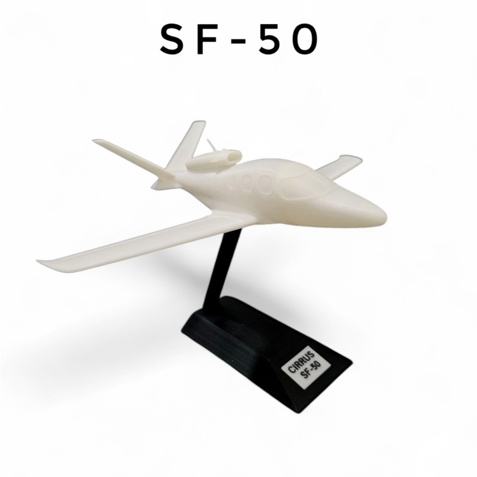 Avião Cirrus SF-50 Maquete Escala 1:35 1:48 1:72 Plastimodelo