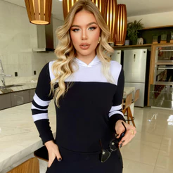 Conjunto Feminino Com Capuz Look Para o Frio Agasalho Inverno