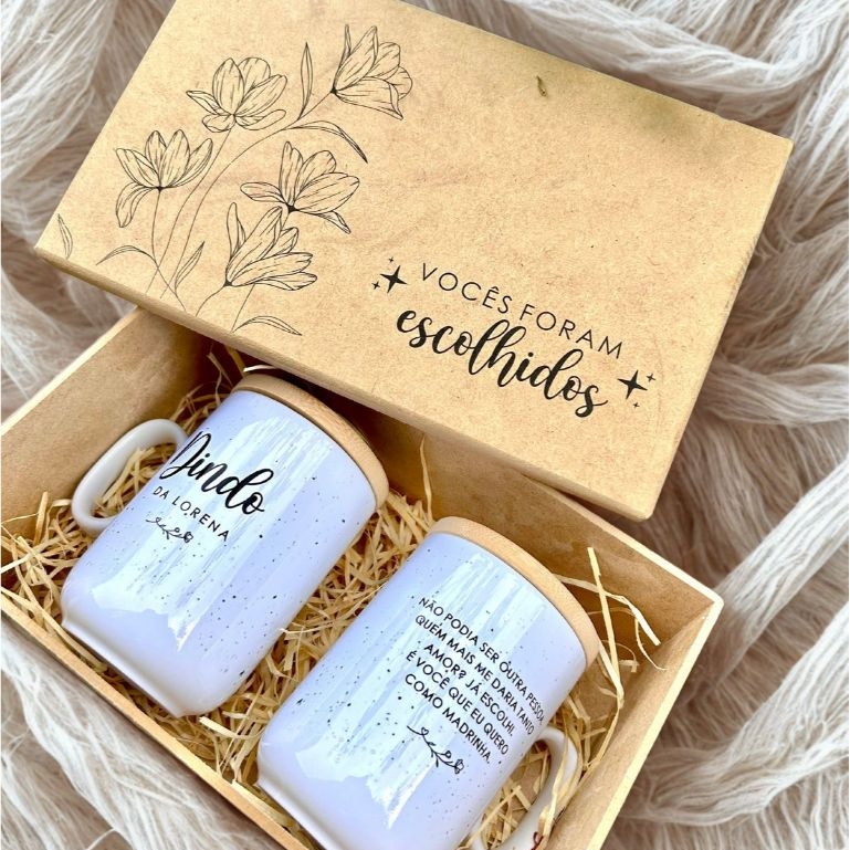 Convite Padrinhos Batismo Canecas e Caixa Personalizadas Luxo Lançamento