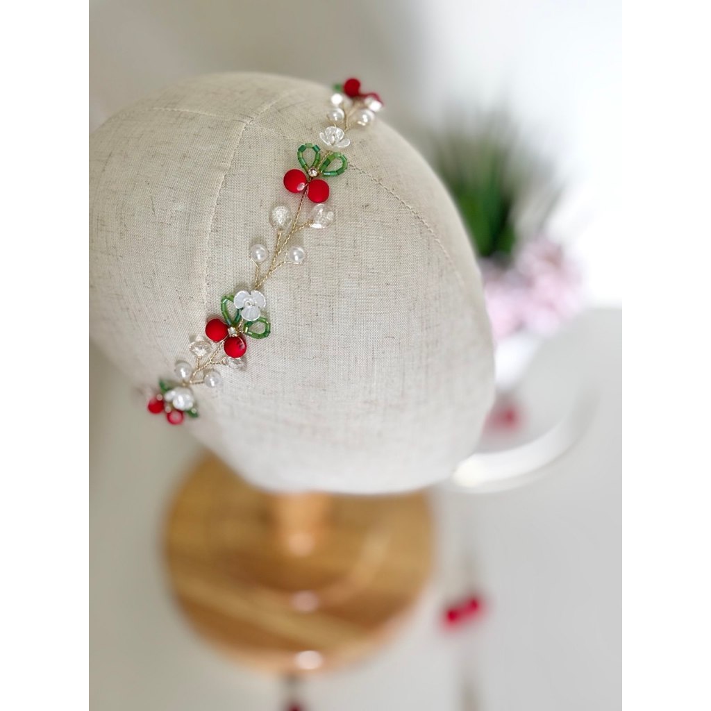 Tiara cereja cerejinha com regulagem