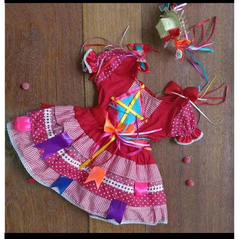 vestido junino vermelho com rosa