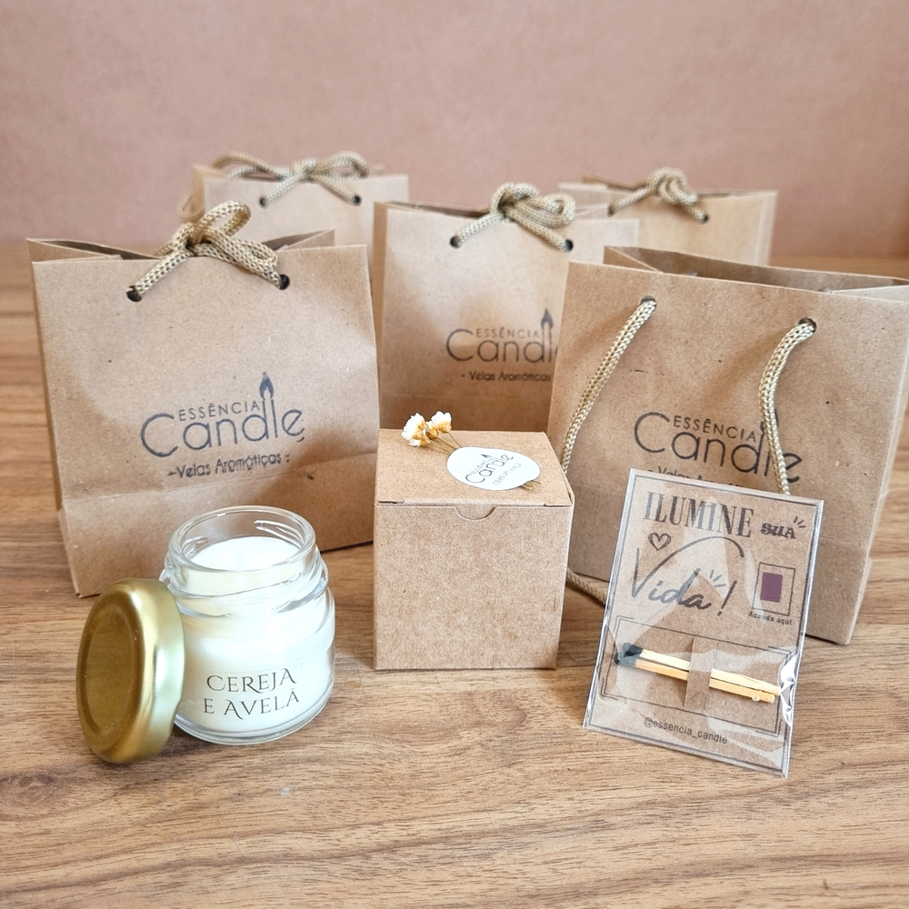 Mini Vela Aromática - PRONTA PARA PRESENTE - Cera vegetal perfumada Lembrancinha - CAIXA E SACOLINHA