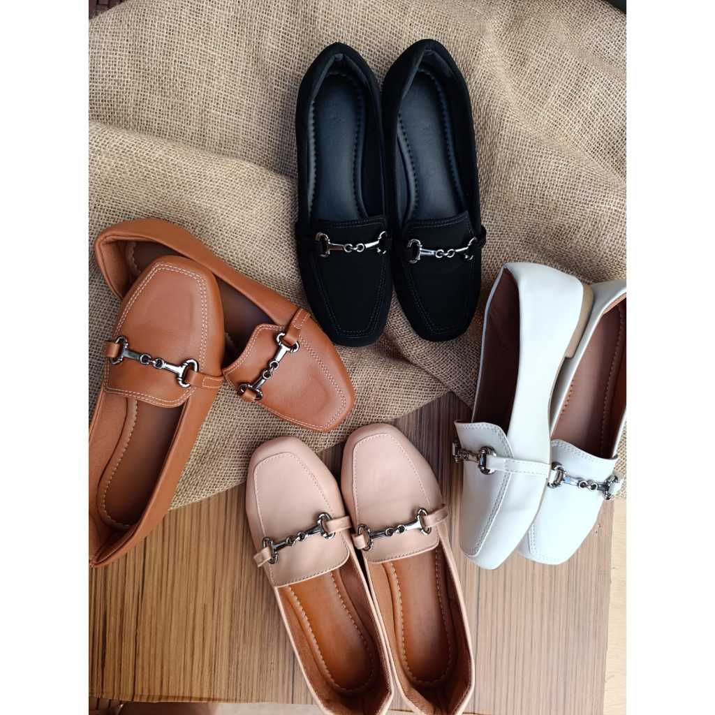 Mocassim feminino Quadrado sapatilha feminina sapato feminino promoção em Oferta na Shopee