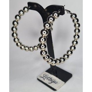 Brinco argola com bolinhas / brinco estiloso / brinco moda prateado ou dourado