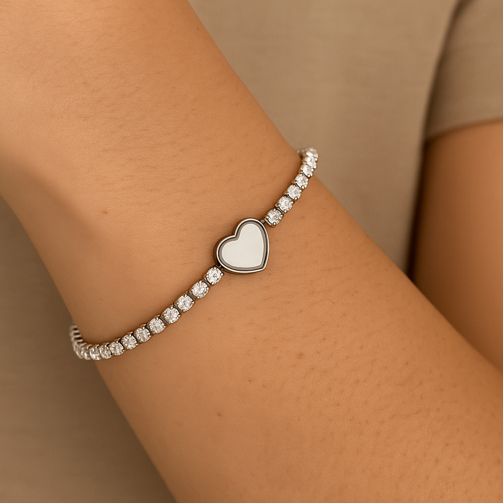 Pulseira Feminina com Coração Central – Aço Inox com Zircônias Brilhantes em Oferta na Shopee