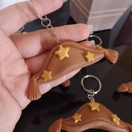 Chaveiro chapéu de Lampião, Cangaceiro, Sertão, Nordeste, lembrancinha em biscuit