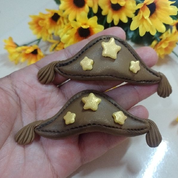 Chapéu cangaceiro lampião em aplique de Biscuit.