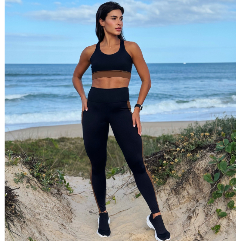 Conjunto Calça Legging e Top Nadador Recorte Bojo Removível Tecido Poliamida Zero Transparência