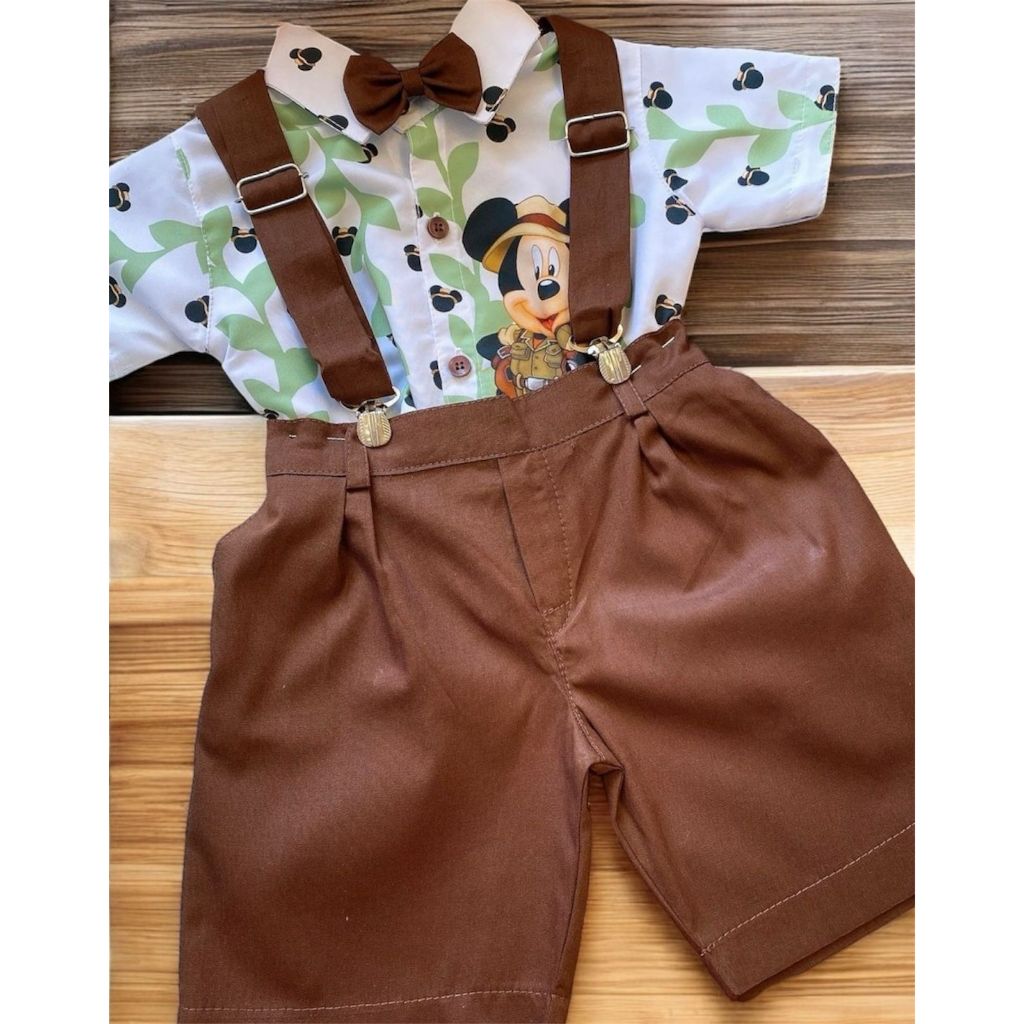 Conjunto Temático Mickey Safari Infantil Menino Festa Roupa Aniversário Camisa, Shorts e Suspensório 1 Ao 6