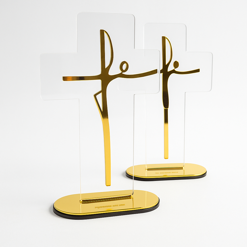 Cruz Decorativa em Acrílico - Jesus/Fé - Decoração Batizado Crisma Primeira Comunhão