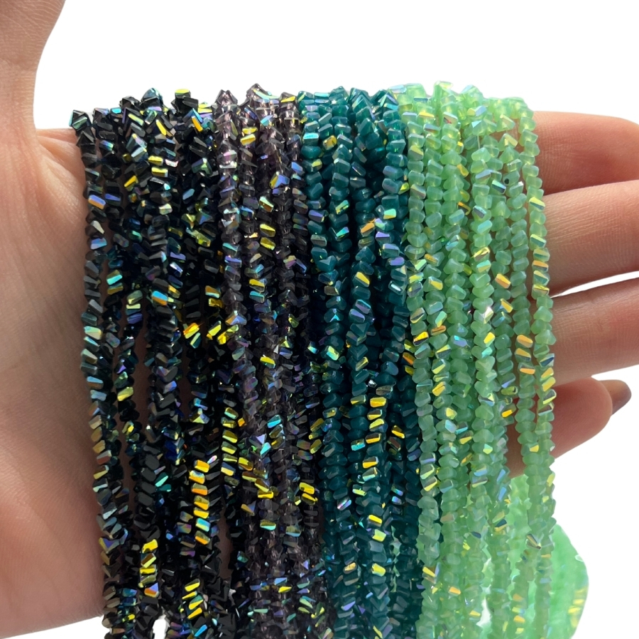 Kit 10 Fios de Cristal Com Zircônia Triangular 4mm Artesanato em Oferta na Shopee