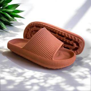 Chinelo Slide Nuvem Feminino Macio Confortável Mega Promoção Oficial Tendência em Oferta na Shopee
