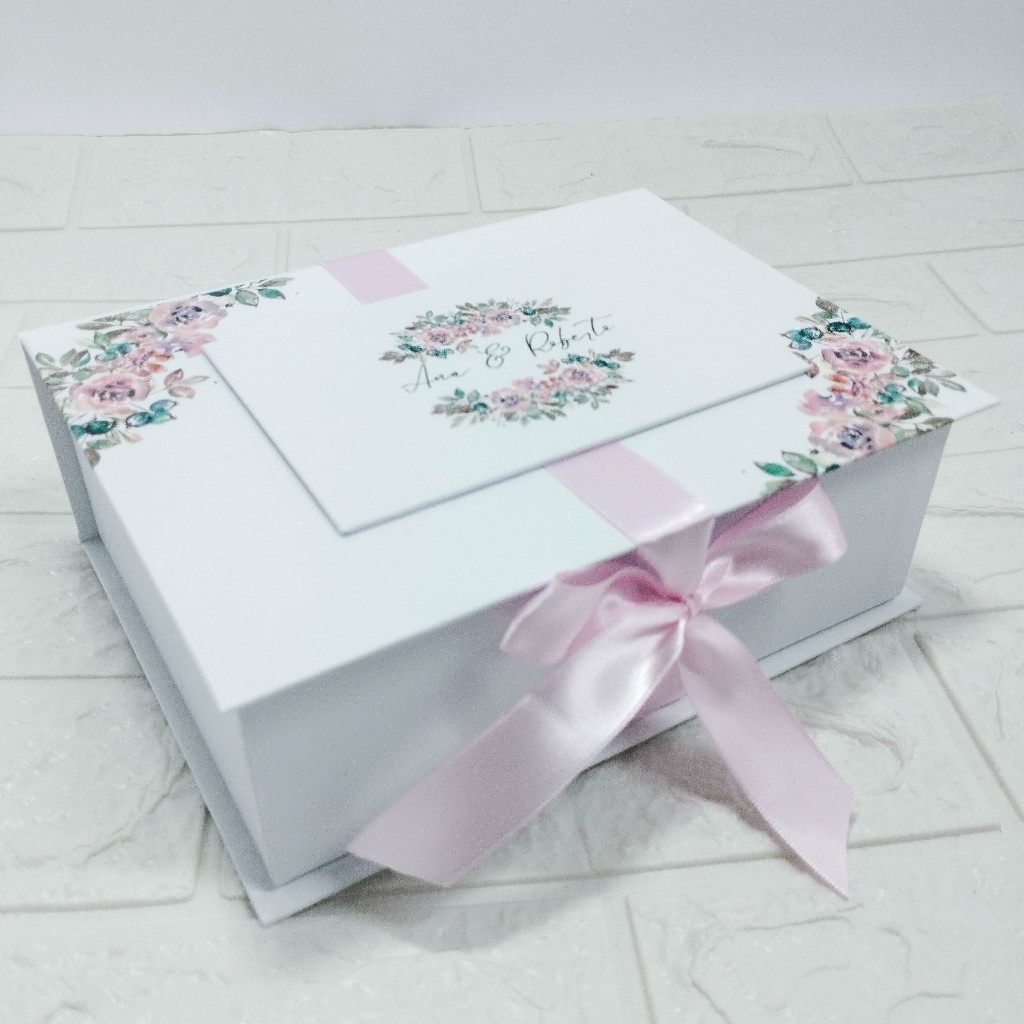 CAIXA 23x15x10cm  CONVITE PADRINHOS CASAMENTO PERSONALIZADA com Iniciais