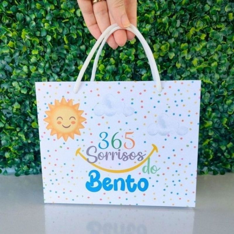 20 Sacolinha Personalizada Tamanho M – Tema 365 Sorrisos - Mêsversário, aniversário de 1 ano e lembrancinhas