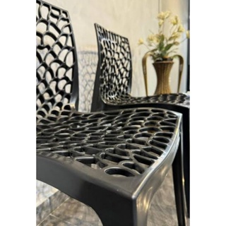 Kit 2 Cadeiras de sofisticação da Cadeira Gruvyer lindas e resistente luxo e requinte para seu ambiente em Oferta na Shopee