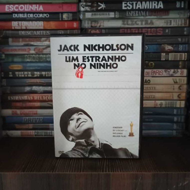 DVD UM ESTRANHO NO NINHO (LEGENDADO)