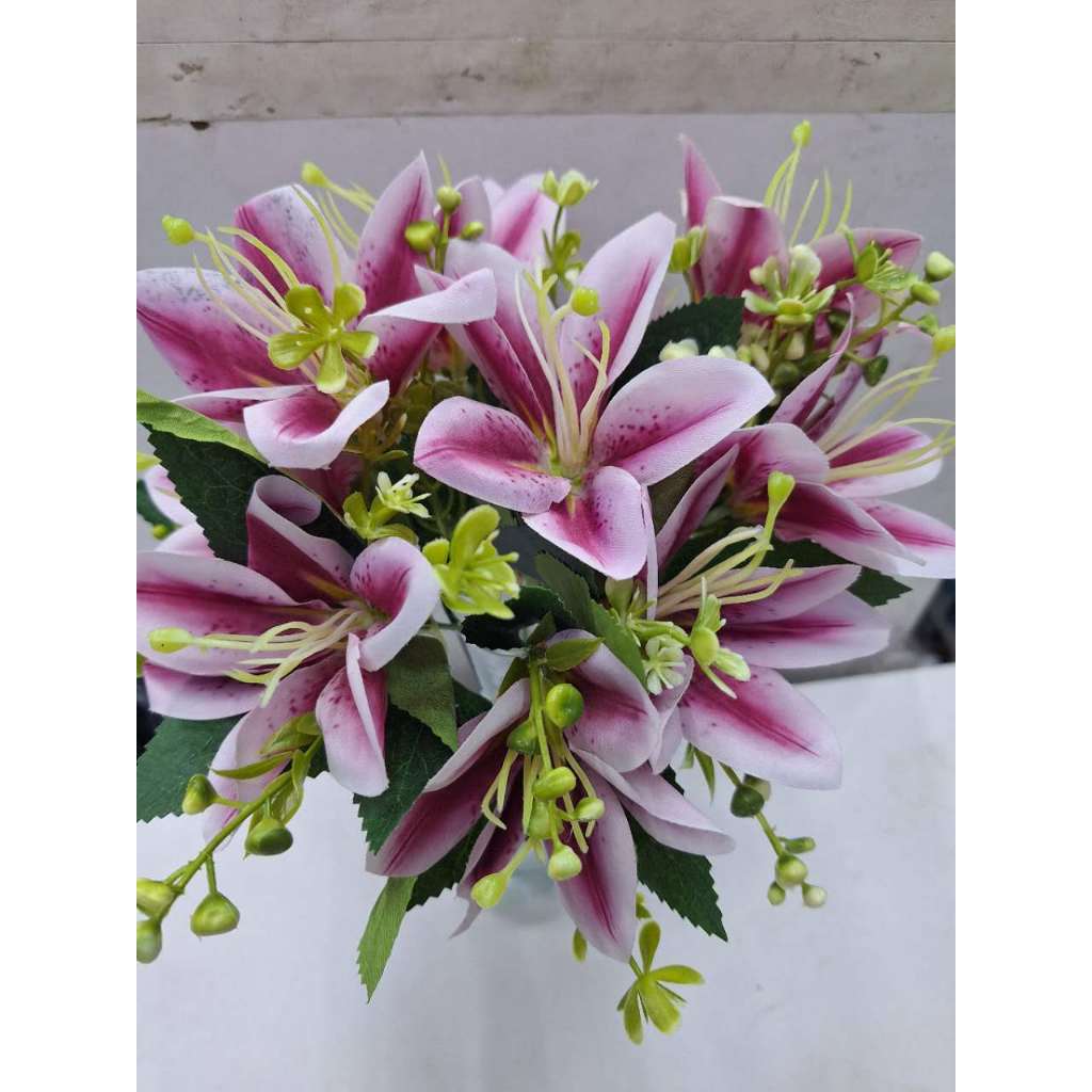 Buquê de lírio artificial 5 flores