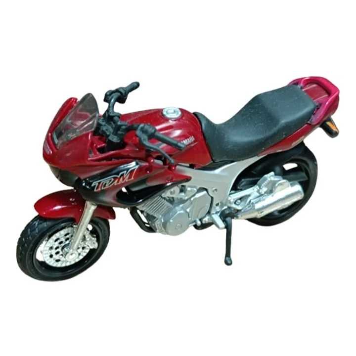 Miniatura Moto Yamaha TDM 1/18 Maisto