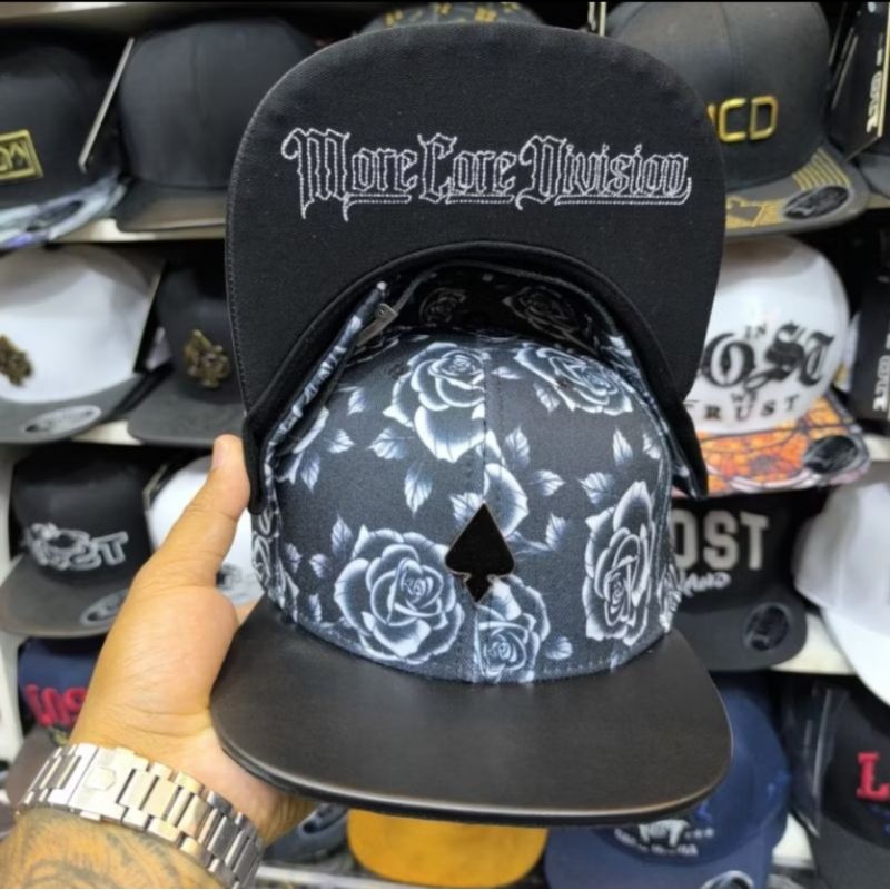 Boné mcd floral aba reta SnapBack