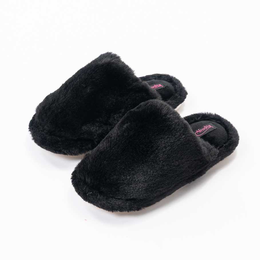Pantufa de Pelúcia Confortável Chinelo Adulto com Solado Antiderrapante Feminina Espuma Interna Pelúcia Quentinha Lisa