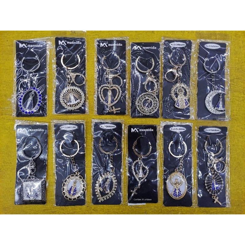kit com 3/6/9/12 Chaveiros Nossa Senhora Aparecida e Divino Espírito Santo Lembrança