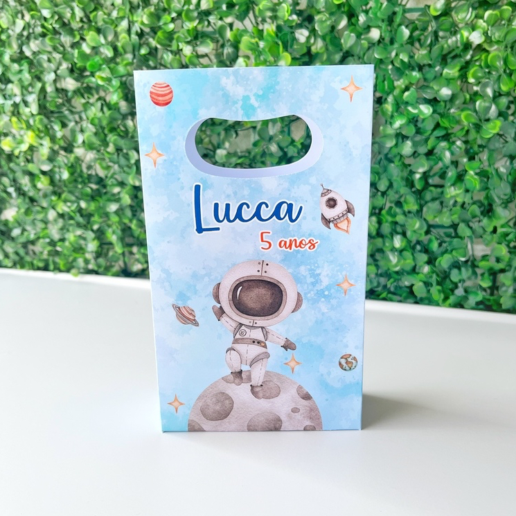 Sacolinha Personalizada Astronauta Aquarela Lembrancinha Aniversário (PEGUE E MONTE)