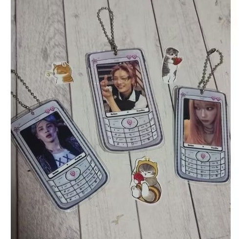 Chaveiro plastificado Kpop fofo Telefone antigo, personalizado.