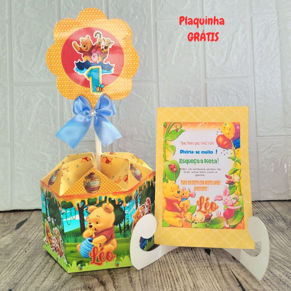 Centro de Mesa Ursinho Pooh + Plaquinha Grátis, Cachepô Personalizado Enfeite Arranjo p/Festa de Aniversário Infantil