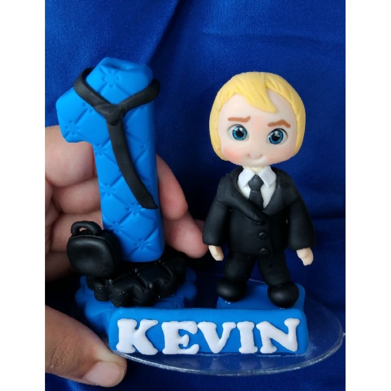 Topo de Bolo Personalizado em Biscuit, Vela Personalizada, Formatura de ABC, Lembrancinhas de Luxo, O poderoso Chefinho.