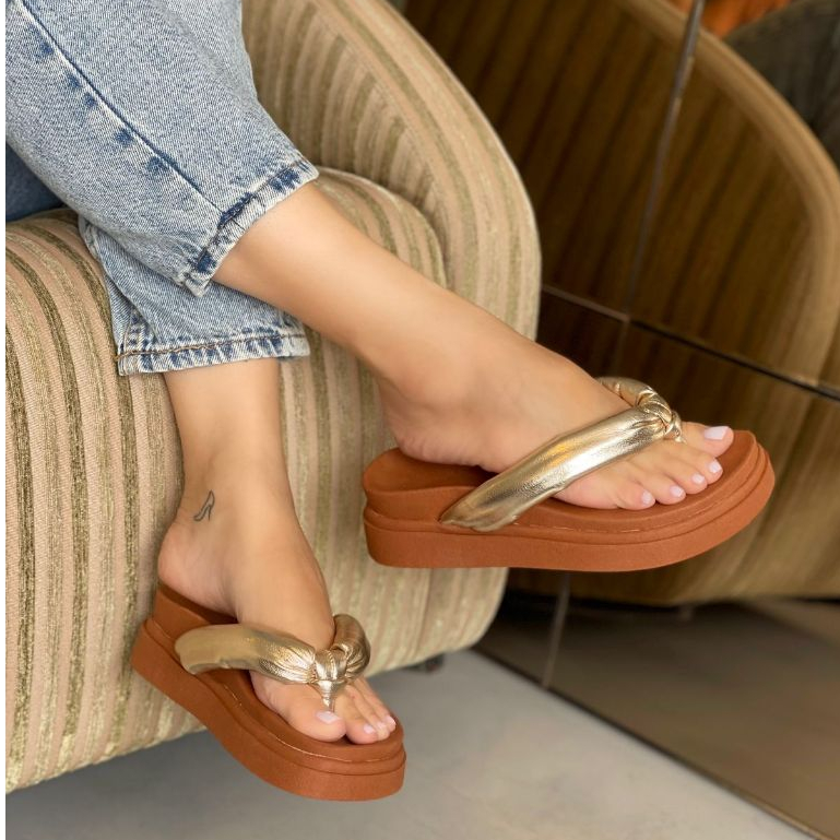 Tamanco Sandália Papete Plataforma Confortável Novidade Promoção em Oferta na Shopee