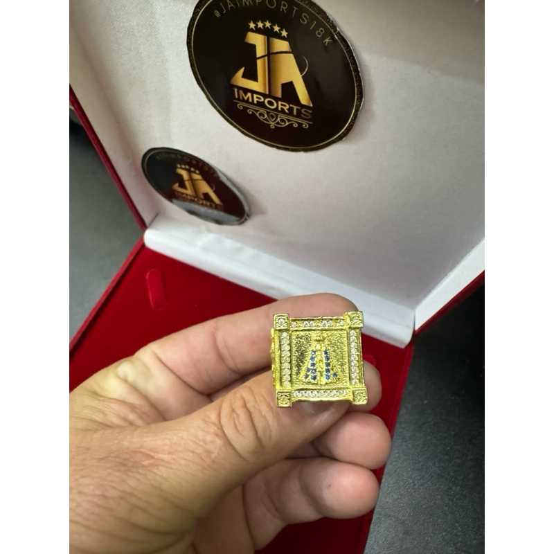 anel nossa senhora aparecida quadrado cor de ouro