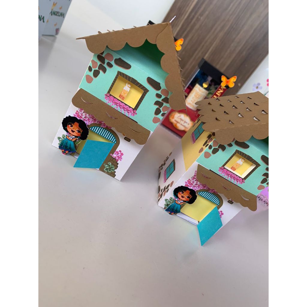 Caixas Personalizada Encanto Cute / Família Madrigal 3D