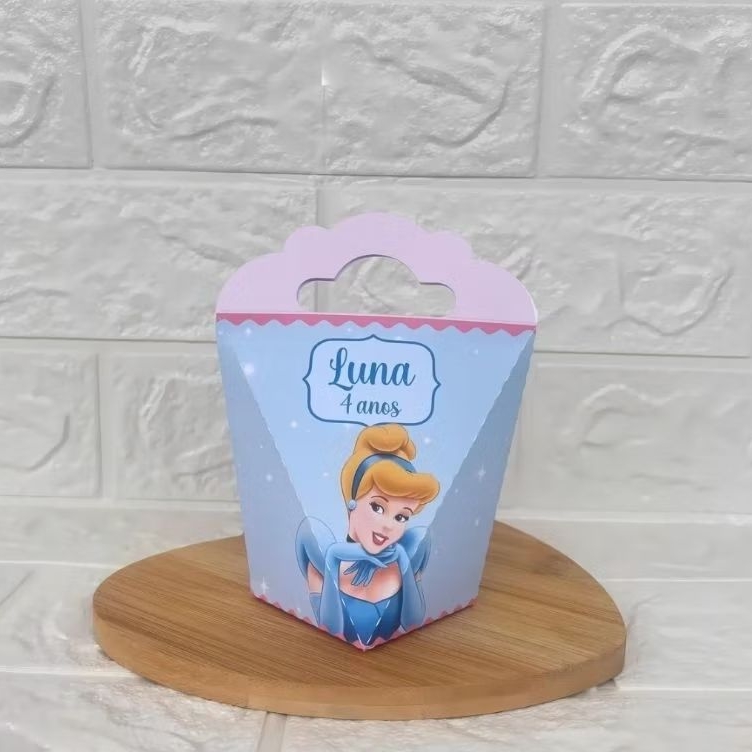 PEGUE E MONTE - Caixinha Coração Triangulove personalizada Cinderela -  Lembrancinhas -  Festa de Aniversário
