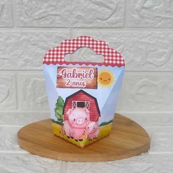 PEGUE E MONTE - Caixinha Coração Triangulove personalizada Fazendinha vermelha -  Lembrancinhas -  Festa de Aniversário