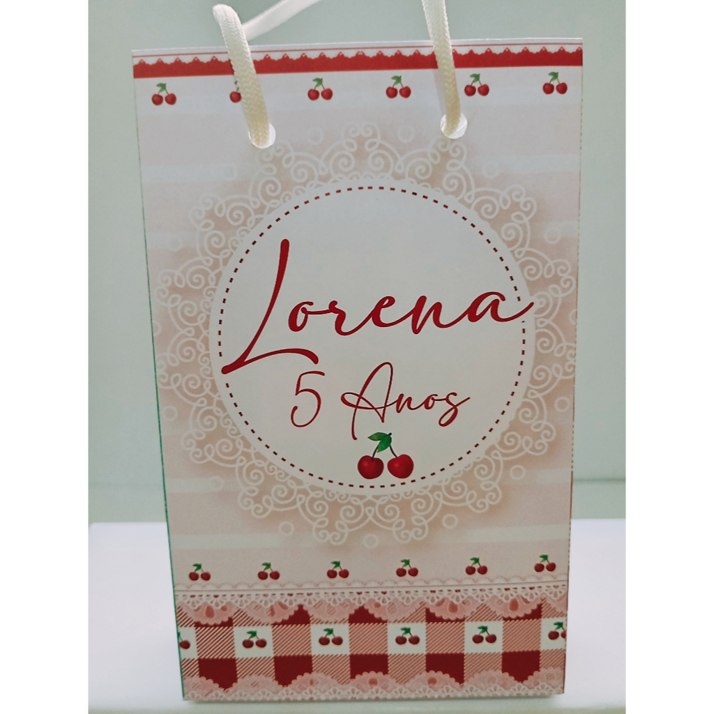 Sacolinha Personalizada Cerejinha para Lembrancinha Festa Infantil Sacola Surpresa, tamanho PP (15,6 x 9,3 x 4,3 cm).