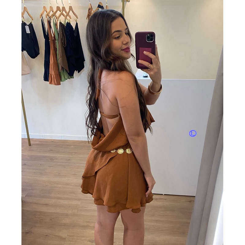 Vestido Macaquinho Feminino Boho Chic Frente Unica Babado Soltinho Costa Nua Amarração Elegante