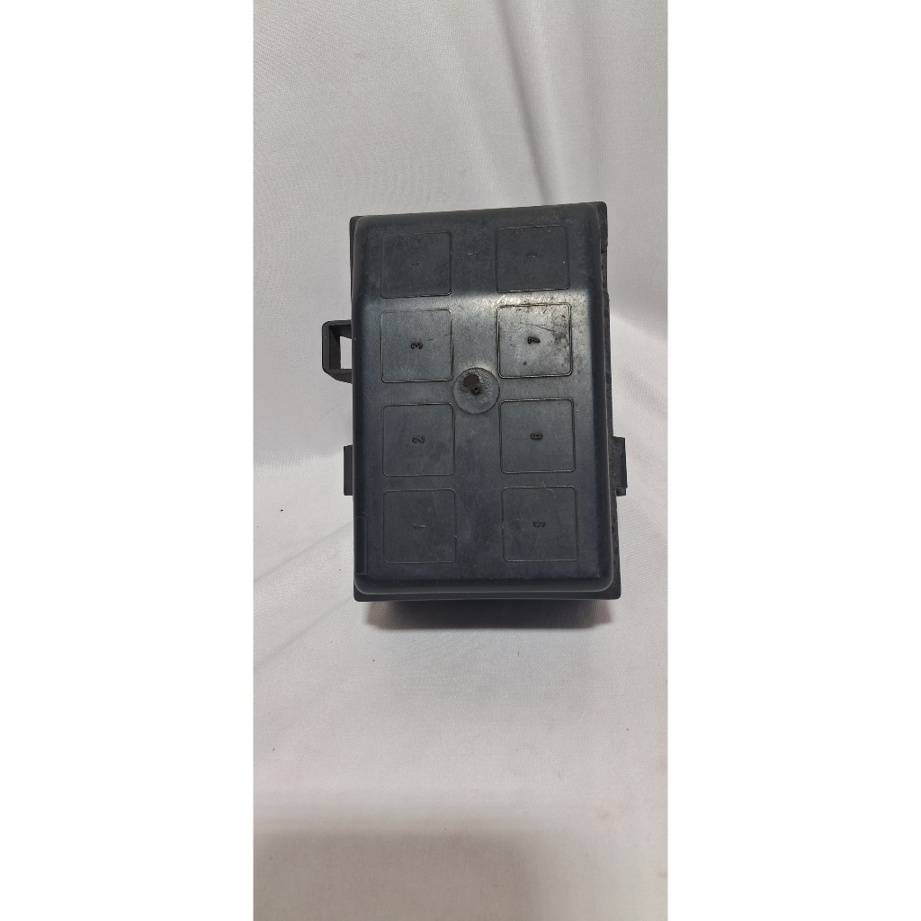 Carcaça Caixa De Fusiveis Rele Astra 99/12 Original 90560119